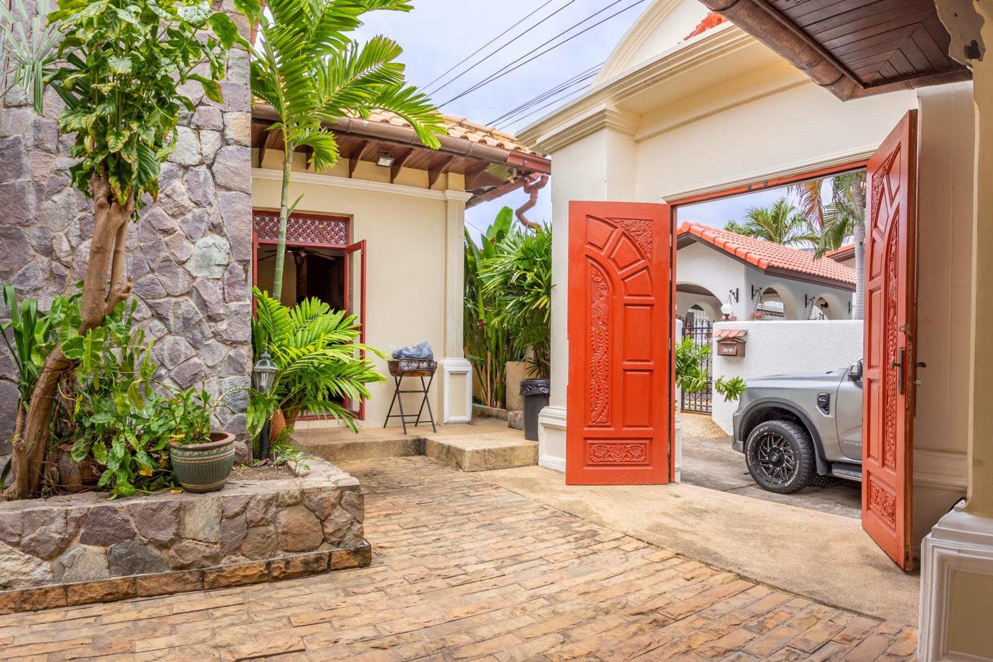 Bali Pool Villa, 5 Min To Walking Street & The Beaches Pattaya Εξωτερικό φωτογραφία